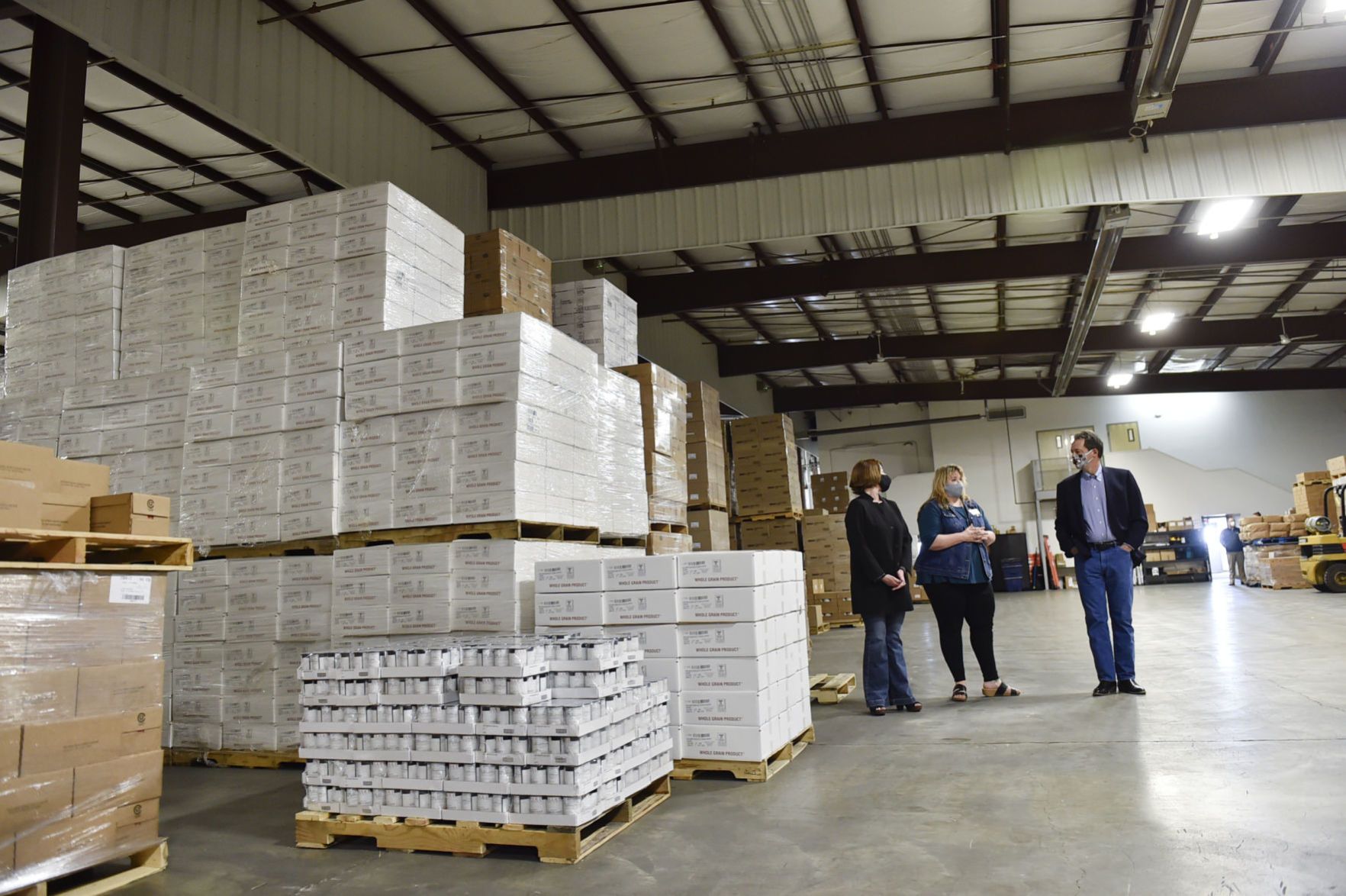 Gov. Steve Bullock tours Montana’s commodities warehouse Tuesday